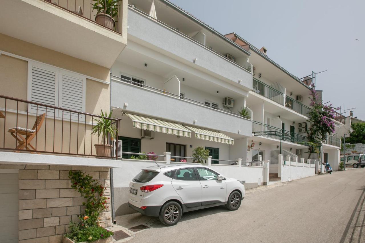 פודגורה Sea View Ela Apartments מראה חיצוני תמונה