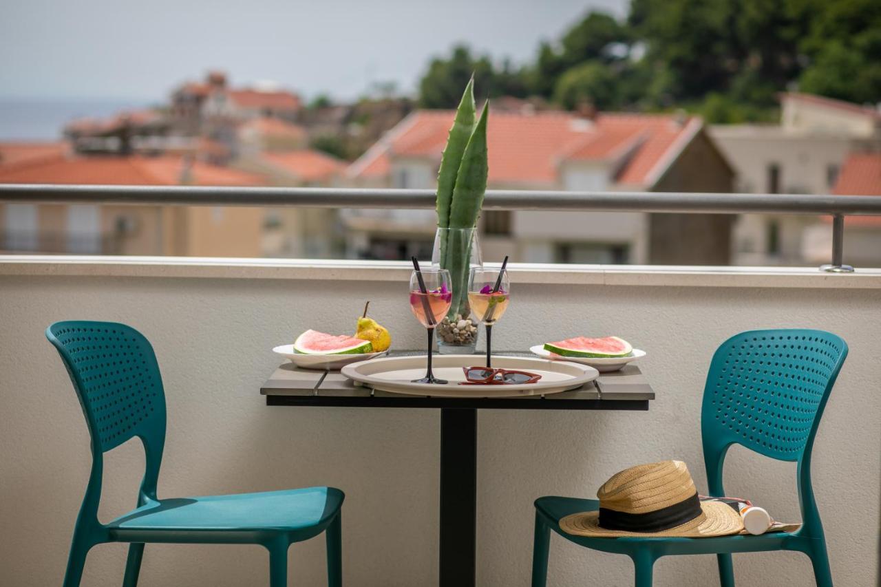 פודגורה Sea View Ela Apartments מראה חיצוני תמונה