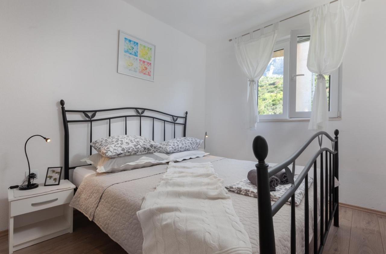 פודגורה Sea View Ela Apartments מראה חיצוני תמונה