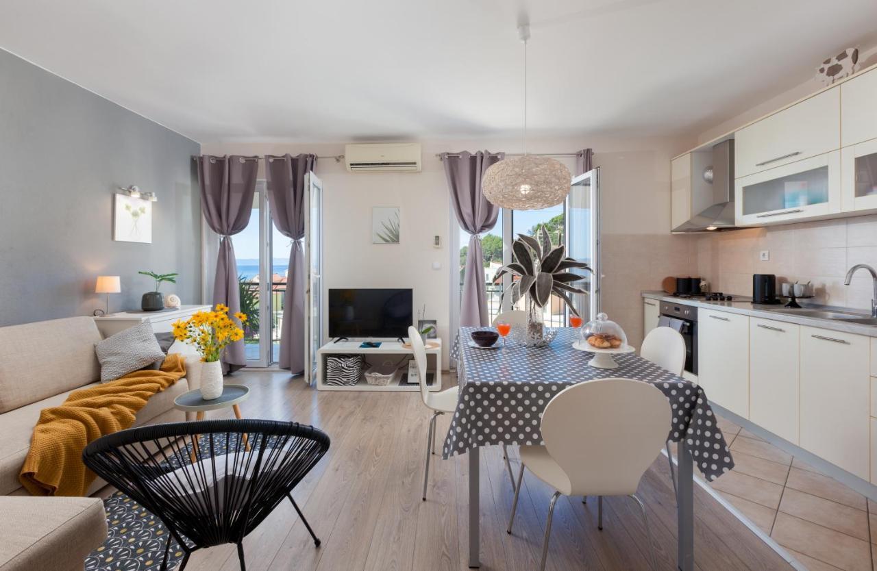 פודגורה Sea View Ela Apartments מראה חיצוני תמונה